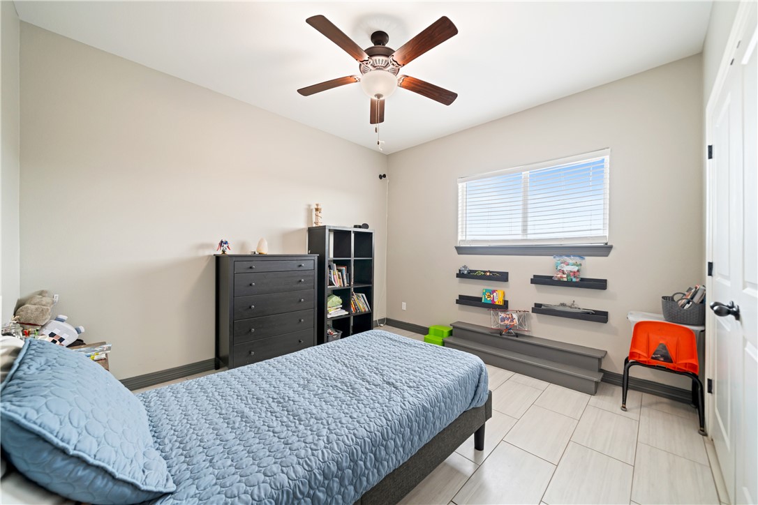 6733 Stuyvesant Court Corpus Christi TX 78414