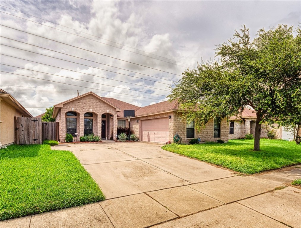 6705 Earnhart Corpus Christi TX 78414