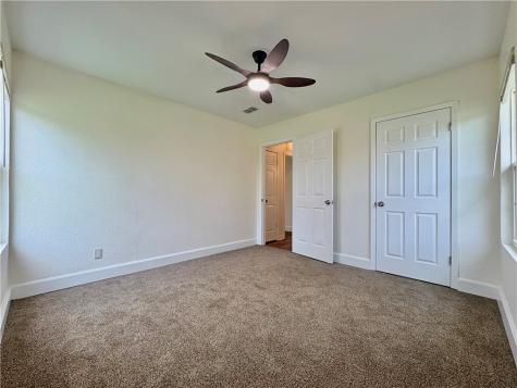 1324 Cambridge Drive Corpus Christi TX 78415
