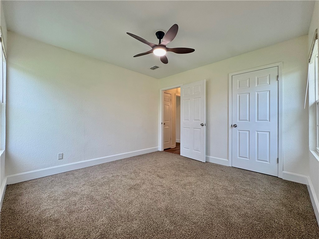 1324 Cambridge Drive Corpus Christi TX 78415