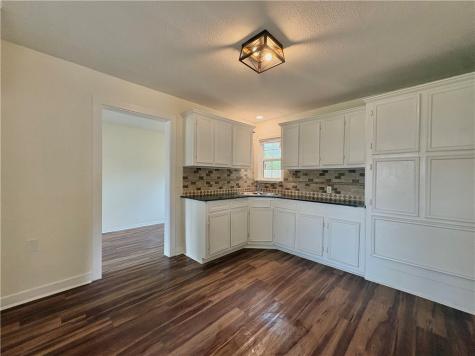 1324 Cambridge Drive Corpus Christi TX 78415