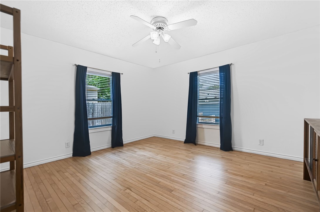 329 Laurel Drive Corpus Christi TX 78404