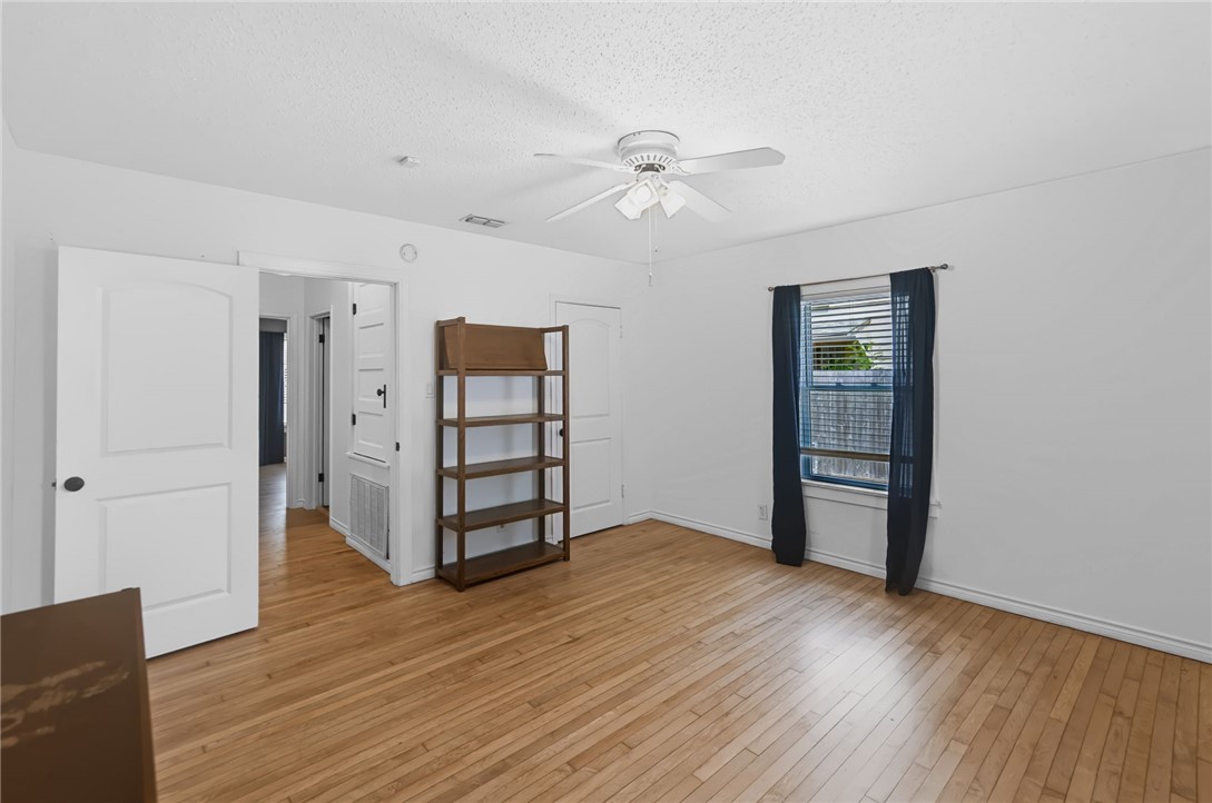329 Laurel Drive Corpus Christi TX 78404
