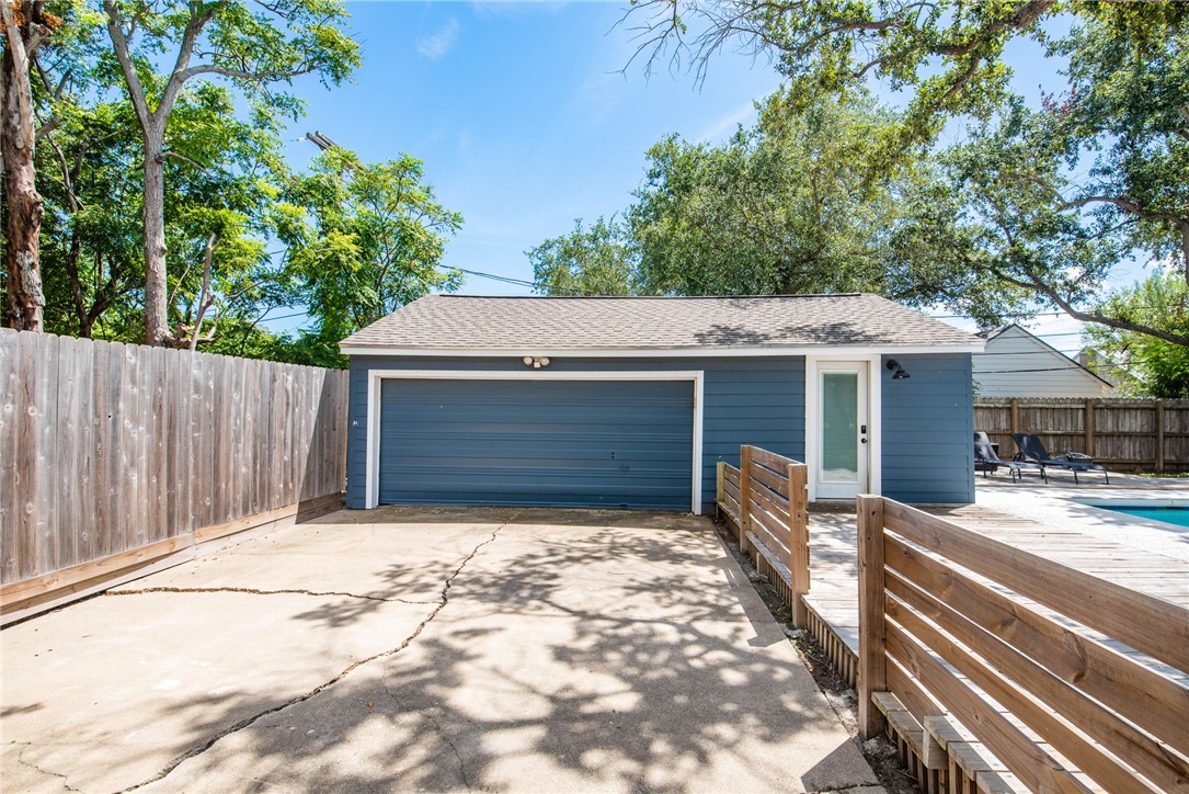 329 Laurel Drive Corpus Christi TX 78404