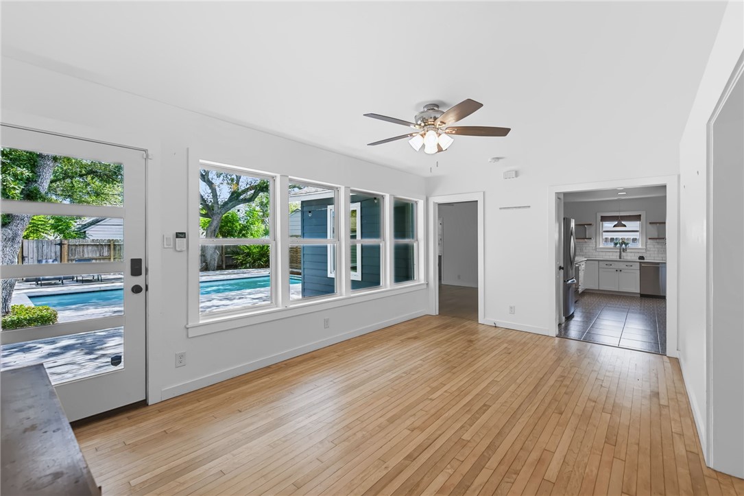 329 Laurel Drive Corpus Christi TX 78404