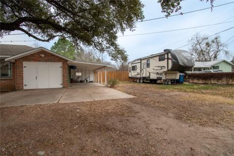 1711 N Washington Street Beeville TX 78102