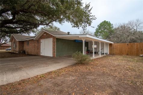 1711 N Washington Street Beeville TX 78102