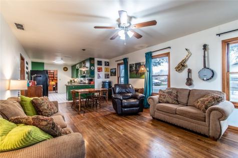 1711 N Washington Street Beeville TX 78102