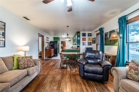 1711 N Washington Street Beeville TX 78102