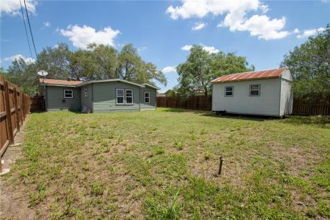 920 E Lewis Street Sinton TX 78387