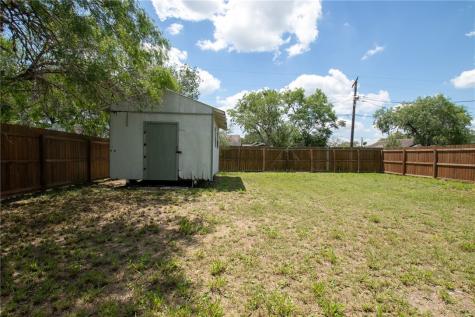920 E Lewis Street Sinton TX 78387