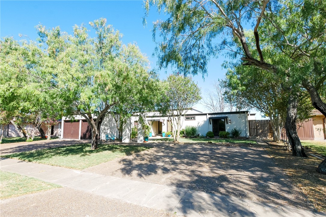 1125 Clarion Drive Corpus Christi TX 78412