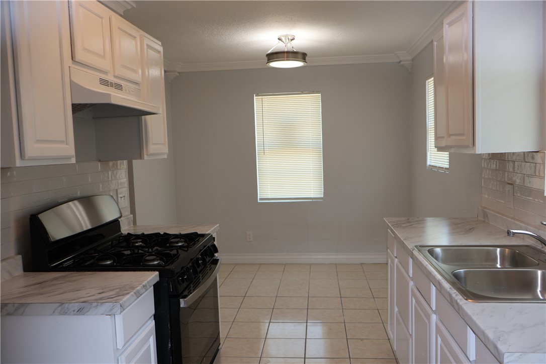 613 Francesca Street Corpus Christi TX 78405
