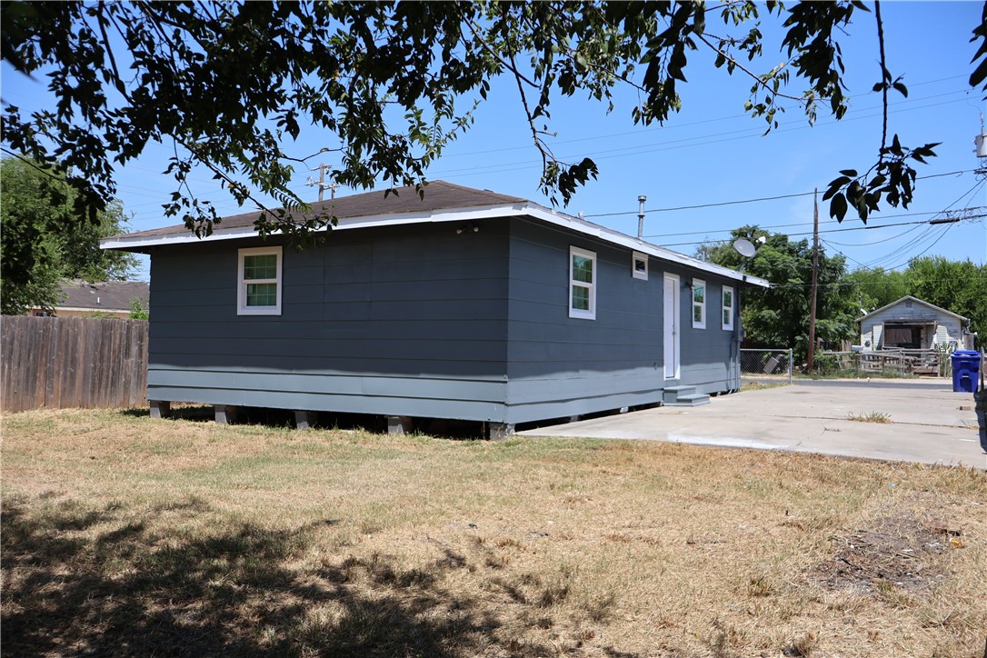 613 Francesca Street Corpus Christi TX 78405