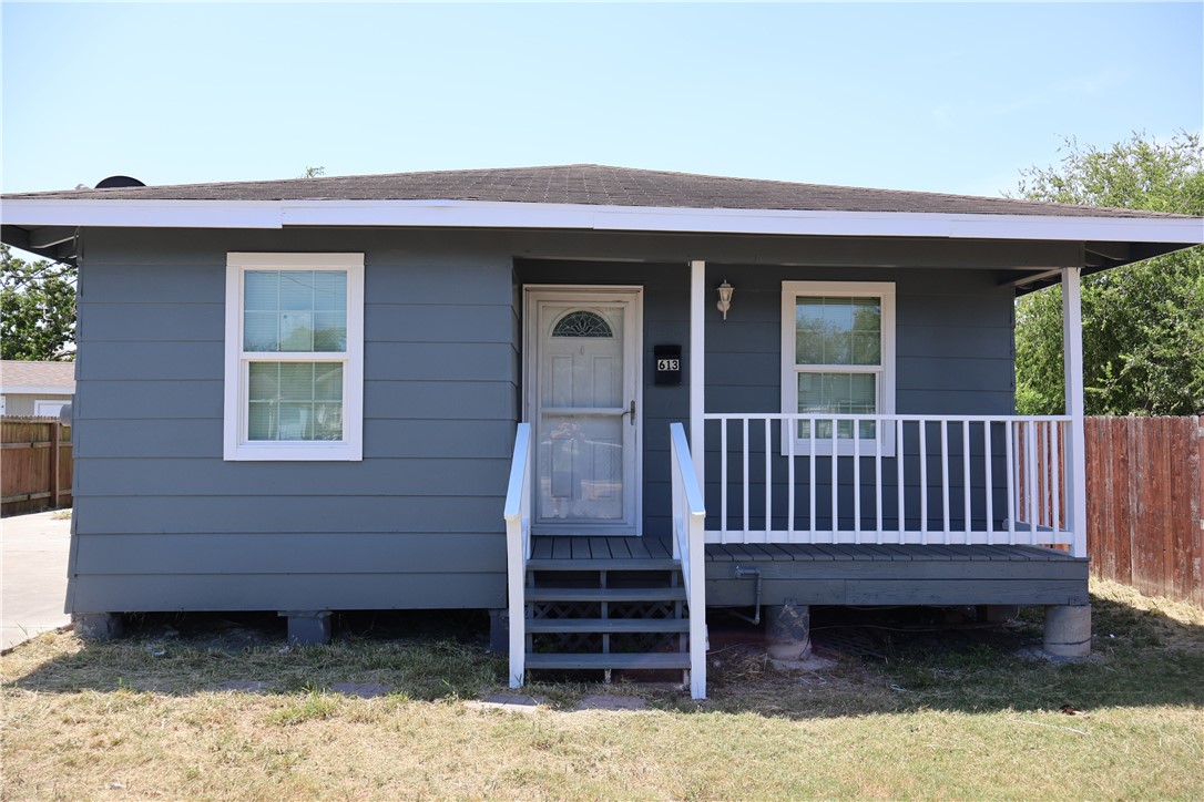 613 Francesca Street Corpus Christi TX 78405
