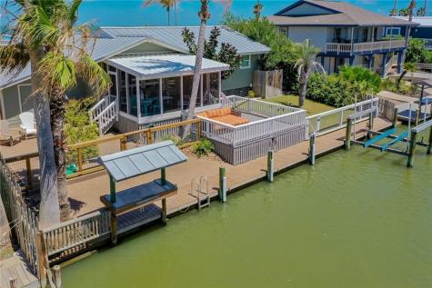 1853 Bay Shore Drive Rockport TX 78382