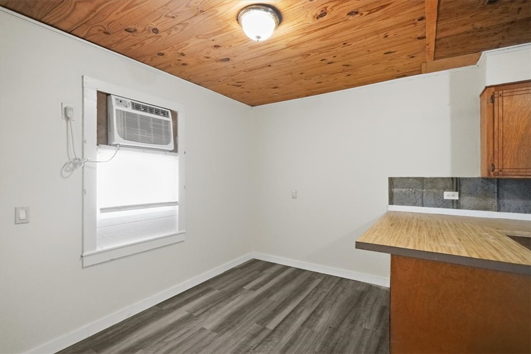 171 County Road 325 George West TX 78022