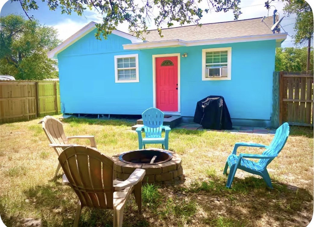 1520 S Kossuth Street Rockport TX 78382