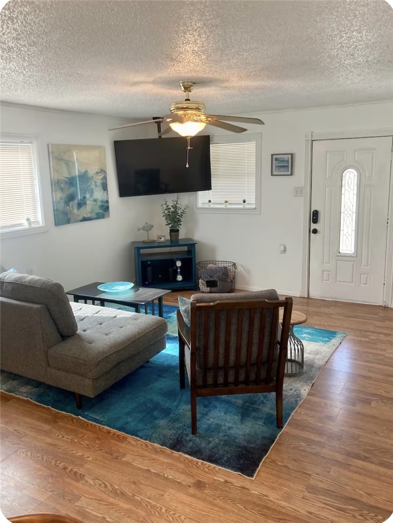 1520 S Kossuth Street Rockport TX 78382