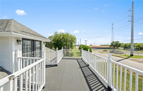 514 W 4th Street Sinton TX 78387