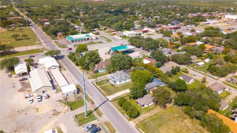 514 W 4th Street Sinton TX 78387