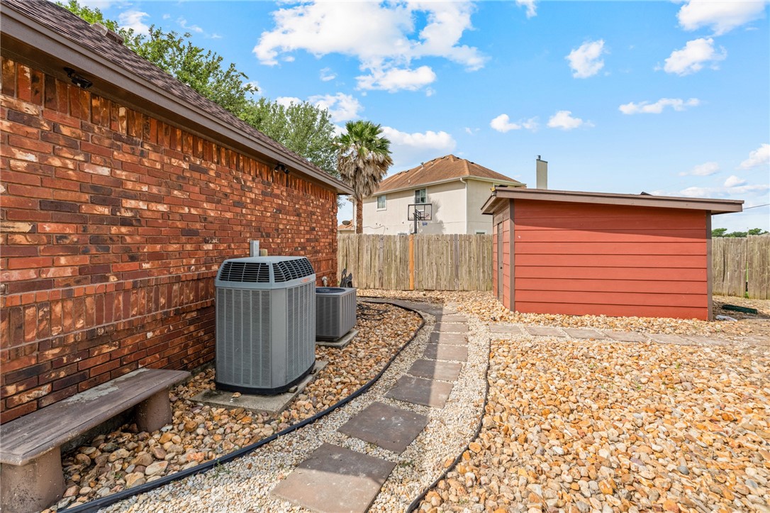 5705 Aava Corpus Christi TX 78414