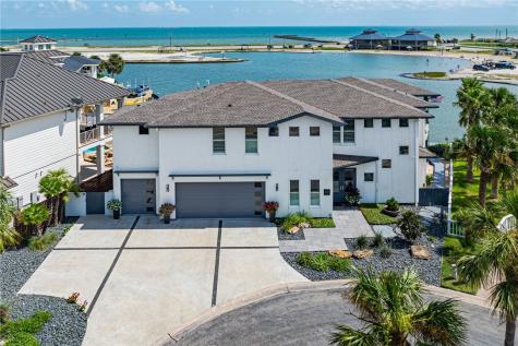 66 Blue Heron Drive Rockport TX 78382