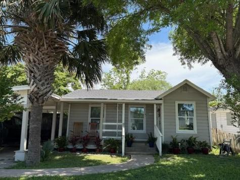 1021 E B Avenue Kingsville TX 78363