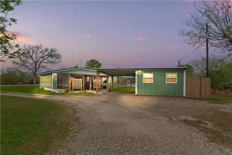 1321 Luning Street Woodsboro TX 78393