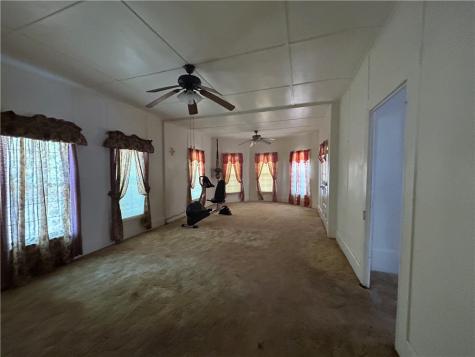 547 W Franklin Street Goliad TX 77963