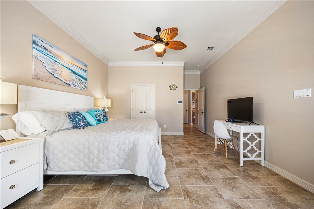 13834 Captains Row Corpus Christi TX 78418
