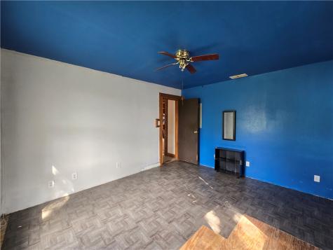 305 Laredo Street Freer TX 78357