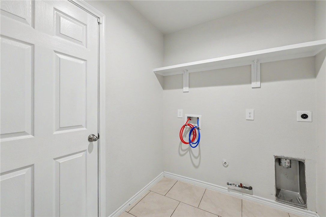 3918 Shiva Corpus Christi TX 78410