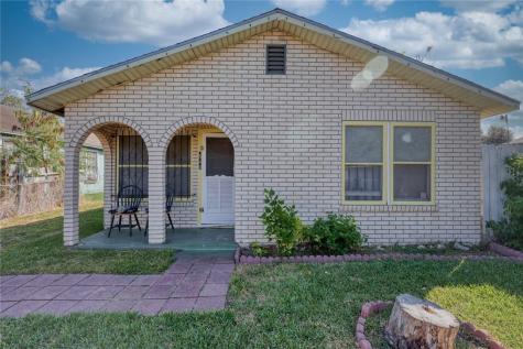 940 Dolores Street Corpus Christi TX 78405