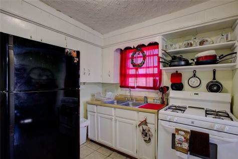 940 Dolores Street Corpus Christi TX 78405