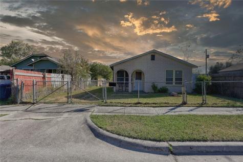 940 Dolores Street Corpus Christi TX 78405