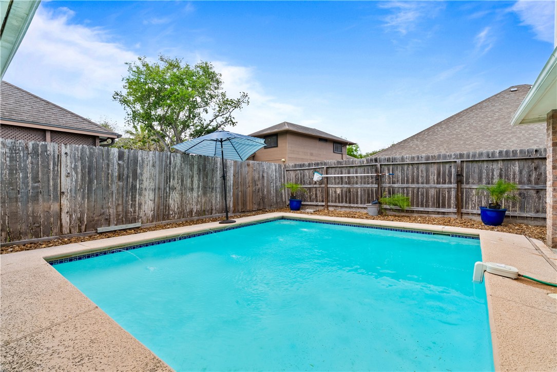 5326 Stonemill Corpus Christi TX 78413