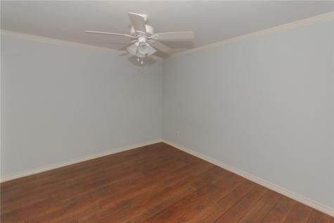 1815 Live Oak Drive Portland TX 78374
