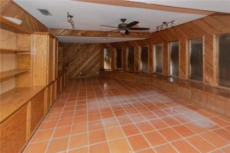1815 Live Oak Drive Portland TX 78374