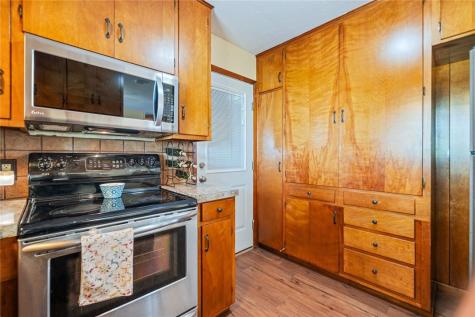 639 SW 10th Street Premont TX 78375