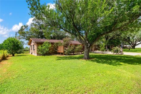639 SW 10th Street Premont TX 78375