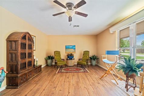 639 SW 10th Street Premont TX 78375