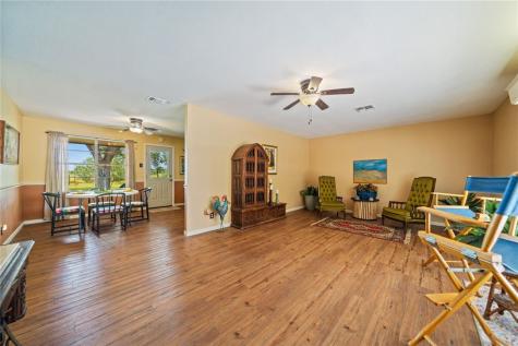 639 SW 10th Street Premont TX 78375