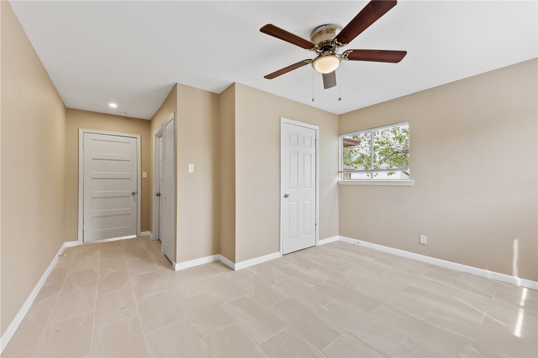 629 Robert Drive Corpus Christi TX 78412
