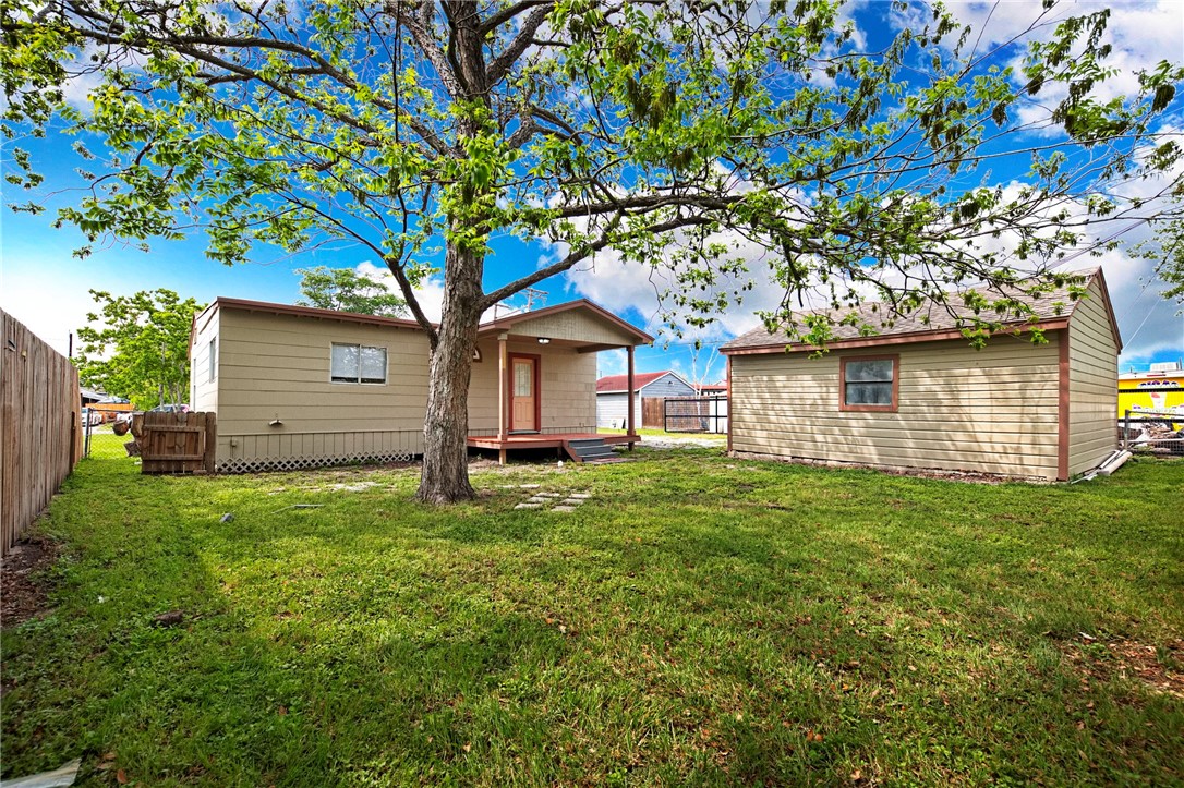 629 Robert Drive Corpus Christi TX 78412