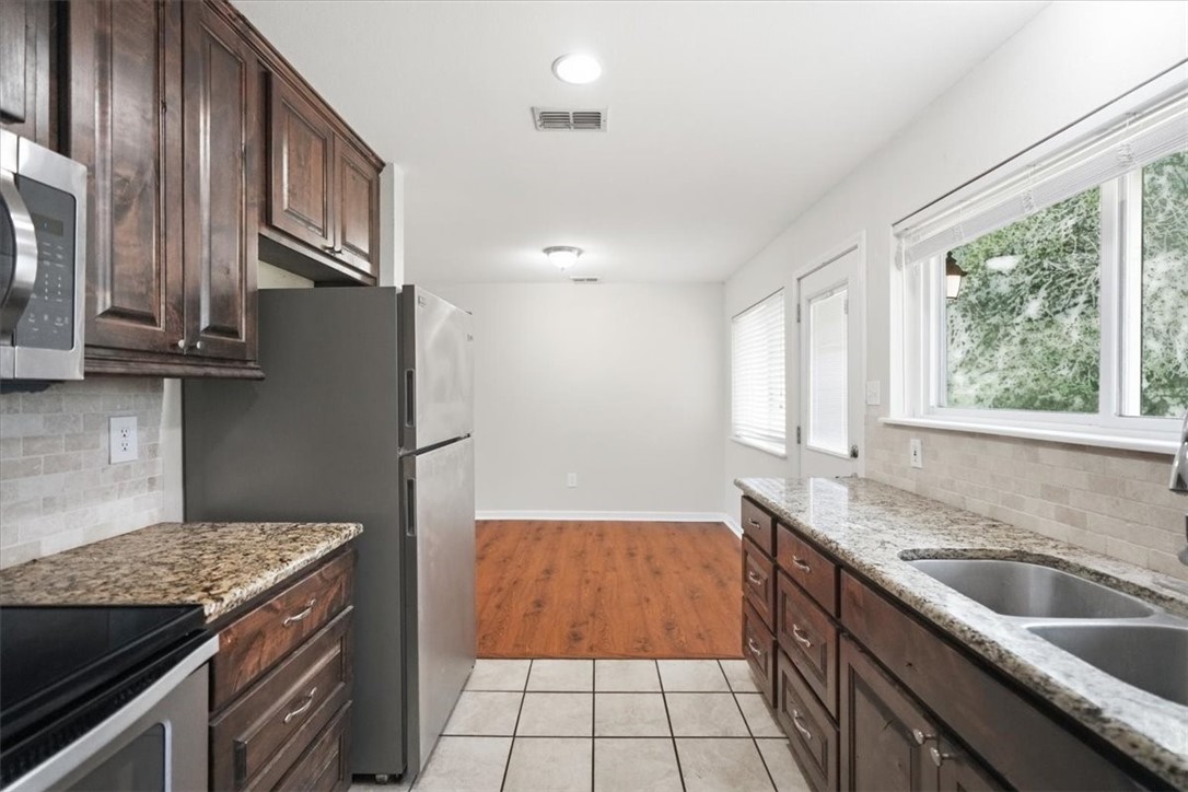 1307 William Street George West TX 78022