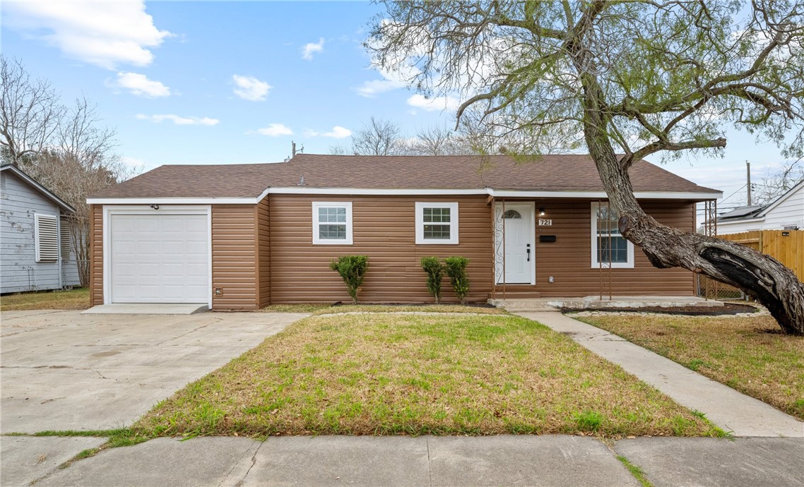 721 Sharon Drive Corpus Christi TX 78412