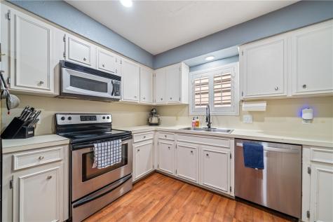 2217 Post Oak Drive Portland TX 78374