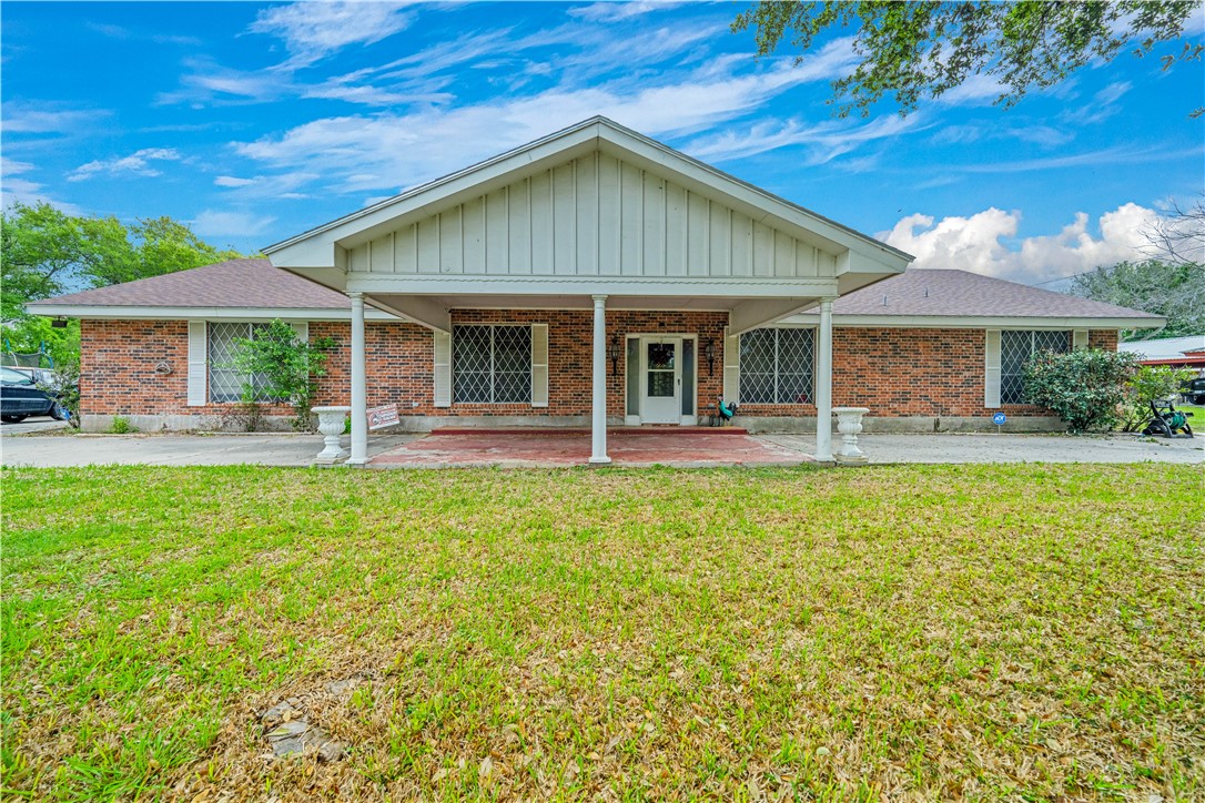 4734 Business 181 N Beeville TX 78102