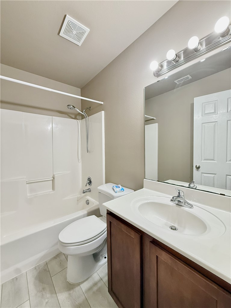 3814 Las Bahias Drive Corpus Christi TX 78414